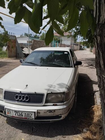Audi S4: 1992 г., 2 л, Механика, Бензин