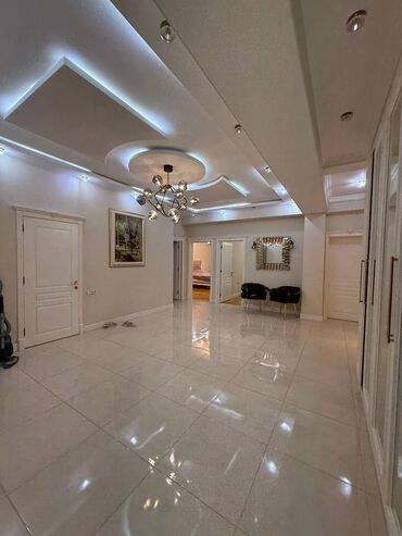 Yeni tikili: 3 otaqlı, Yeni tikili, 192 kv. m — 20