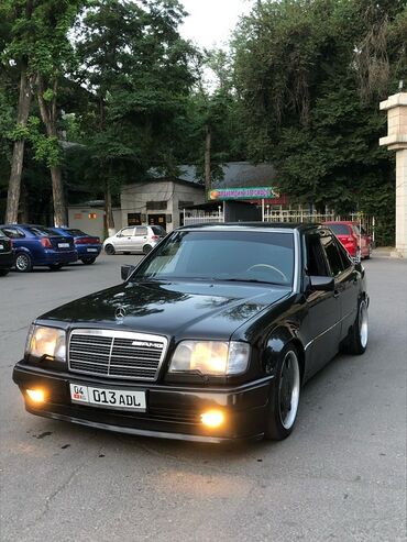 машина м5 ф90: Mercedes-Benz W124: 1995 г., Автомат, Седан