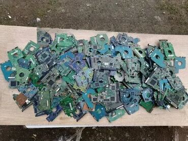 Ostali kompjuterski delovi: Reciklaza Razne Kartice 25Kg, for everything else ask if you are — 8