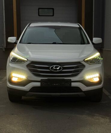 продаю в связи с переездом: Hyundai Santa Fe: 2018 г., 2.4 л, Автомат, Бензин, Кроссовер