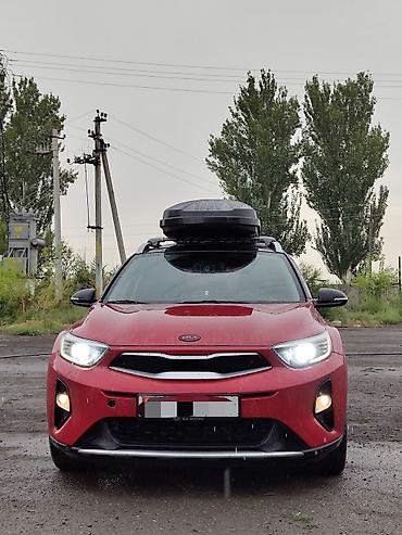 e star: Kia Stonic: 2018 г., 1.6 л, Робот, Дизель, Кроссовер — 4