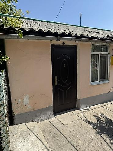 Продажа коттеджей и домов: Продаётся жилой дом с двориком и хозяйственными постройкам - — 11