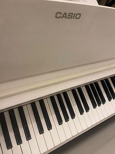 CASIO CELVIANO rəqəmsal pianino – ağ korpuslu ev və səhnə üçün ideal