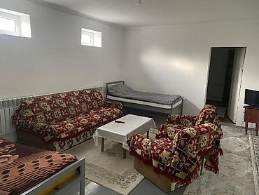 Долгосрочная аренда домов: 100 м², 3 комнаты — 8