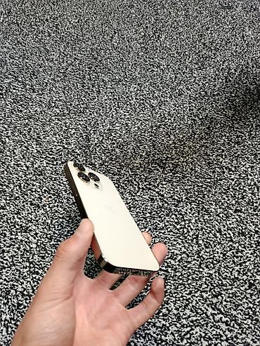 Apple iPhone: IPhone 14 Pro, Новый, 128 ГБ, Золотой, Кабель, 81 % — 12