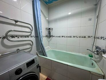 квартиры частные дома: Продам! 2к. кв. хрущ. 43м2 парк «Ата-Тюрк» 63т $, Рядом три школы №
