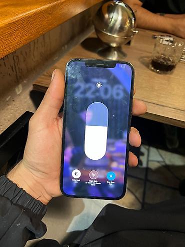 hile mobile: IPhone 12 Pro Max, 256 GB — 1