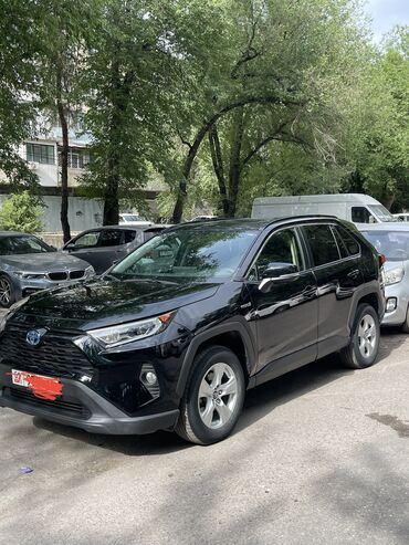 Toyota: Toyota RAV4: 2021 г., 2.5 л, Вариатор, Гибрид, Внедорожник