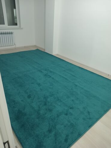 Долгосрочная аренда квартир: 3 комнаты, С мебелью частично — 4