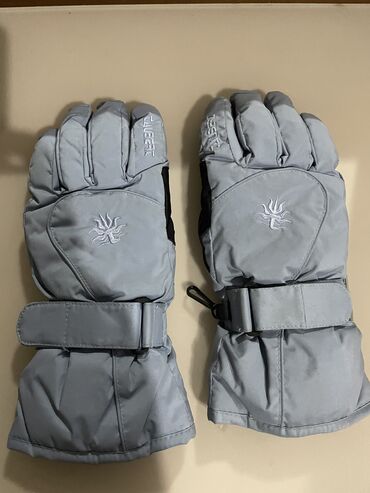 set kapa sal rukavice: Zenske rukavice za skijanje nove M