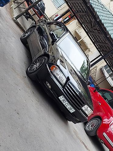 mersedes 190e: Mercedes-Benz C-Class: 2.3 l | 1998 il Sedan — 6