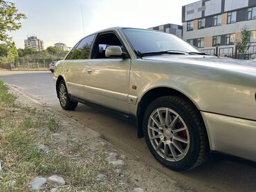 кузов ауди а4: Audi A6: 1994 г., 2.6 л, Механика, Бензин, Седан