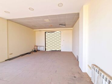 Mağazalar: Binəqədi rayonu, əsas yolun üstündə - “Zəngəzur” restoranın tam — 12