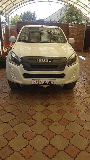 Транспорт: Isuzu D-Max: 2019 г., Пикап — 1