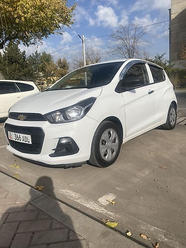 машина россия номер: Chevrolet Spark: 2017 г., 1 л, Автомат, Бензин, Хэтчбэк — 1