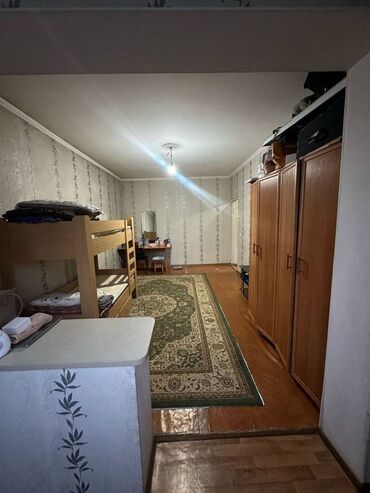 юго восток квартира: 1 комната, 36 м², 105 серия, 3 этаж, Старый ремонт
