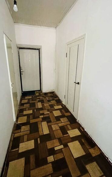 Продажа квартир: 1 комната, 30 м², Сталинка, 1 этаж, Косметический ремонт
