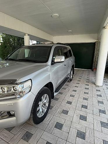 lend cruzer: Toyota Land Cruiser: 2016 г., 4.6 л, Автомат, Бензин, Внедорожник — 2