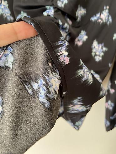 джинсы dime: Блузка H&M с цветочным принтом - Цвет: черный фон с нежными — 4