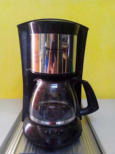Ostala kuhinjska oprema: Aparat za kafu moulinex ispravan i očuvan ekstra aparat za filter kafu — 1