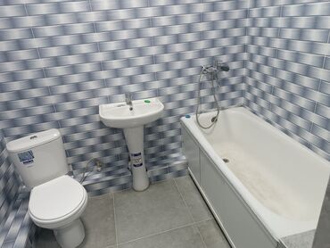 продаю квартиру район кока кола: 1 бөлмө, Чогуу жашоосу жок, Жарым -жартылай эмереги бар