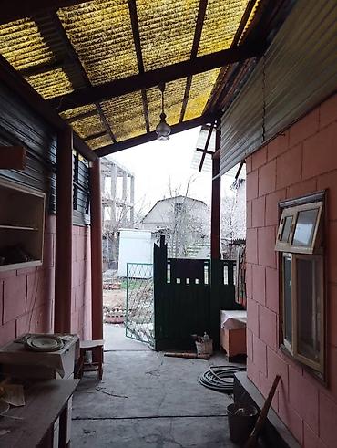 Долгосрочная аренда домов: Сдаю дом.5 комнат.Есть все для проживания! Есть гараж, отдельная кухня — 10