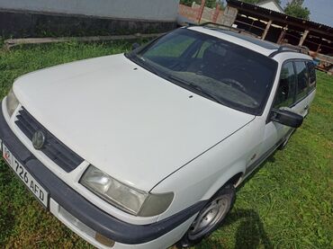 Volkswagen: Volkswagen Passat: 1995 г., 1.8 л, Механика, Бензин, Универсал