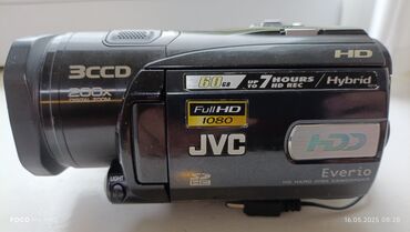 yaddaş karti: JVC Everio Full HD 1080 video kamera. Yüksək keyfiyyətli video