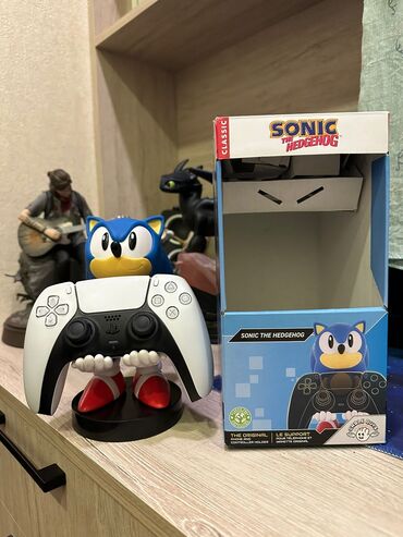 the nort face: Sonic the Hedgehog - Controller Holder