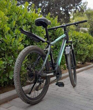 İdman velosipedləri: İşlənmiş Şose velosipedi 24", sürətlərin sayı: 21, Ünvandan götürmə, Ödənişli çatdırılma — 2