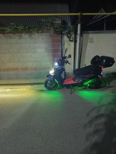 мопеды самурай: Макси-скутер 150 куб. см, Бензин, Б/у