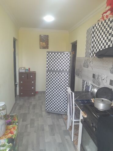 memar әcәmi 2: 3 otaqlı, 144 kv. m, Kredit yoxdur, Orta təmir
