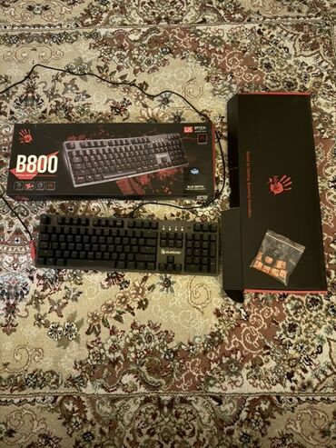 коврики для клавиатуры: Клавиатура, Bloody, Механическая, Проводное подключение, Размер: 100%