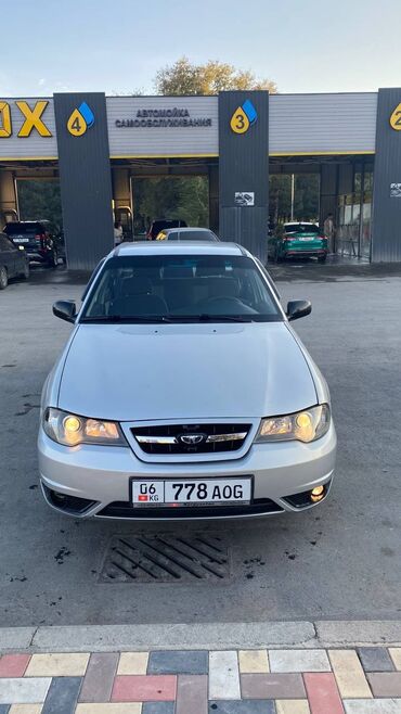 ravon nexia r3: Daewoo Nexia: 2012 г., 1.5 л, Механика, Бензин, Седан