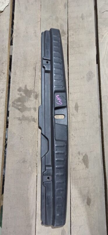 парог степ: Накладки на порог багажника в наличии Toyota Alphard MNH10,MNH15