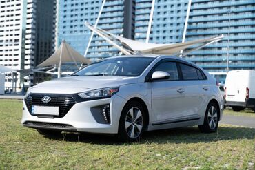 Hyundai: Hyundai Ioniq: 2018 г., 1.6 л, Вариатор, Электромобиль, Хэтчбэк