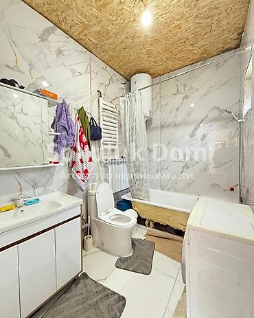 Продажа коттеджей и домов: 🏠Продается дом в с. Сокулук 🟡Комнаты: 3 🟡Участок: 3 соток 🟡Отопление — 15