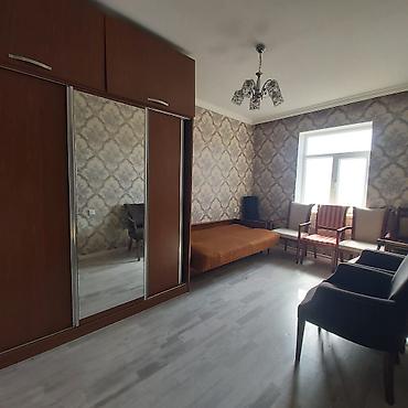 Uzunmüddətli kirayə evlər: 2 mərtəbəli həyət ev kirayə ev 3otaq - Plan: geniş zal, ayrıca — 4