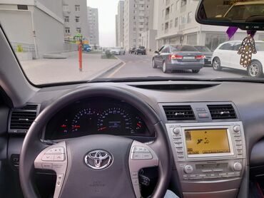 Toyota: Toyota Camry: 2.4 l | 2010 il Sedan — 13