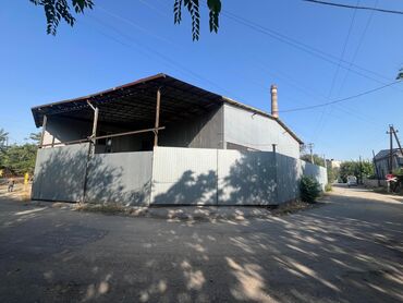 помещения для офиса: Продаю склад категории «А» . В 5метрах расположен ЖД тупик. Имеется