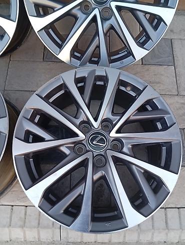 diska 13: Оригинальные диски Lexus Es 2022 Радиус R17 PCD 5x114.3 Состояние — 5