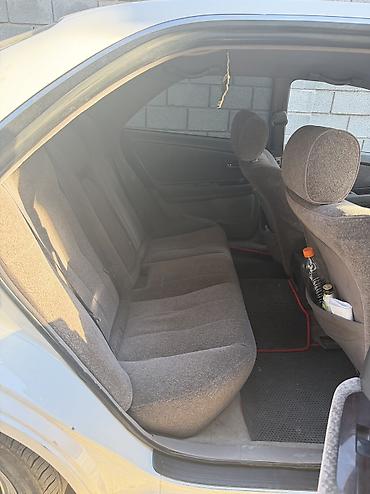 слиндир: Toyota Mark II: 1996 г., 2 л, Автомат, Бензин, Седан — 8