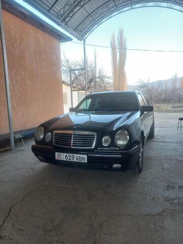 Mercedes-Benz: Mercedes-Benz E-Class: 1998 г., 2.3 л, Механика, Бензин, Седан