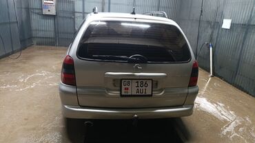 Opel: Opel Vectra: 2001 г., 1.8 л, Механика, Бензин, Универсал — 4