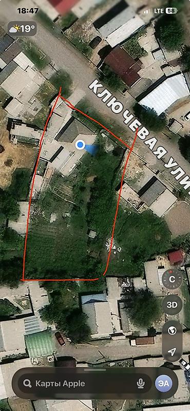 жилье в караколе: Очень срочно продаем дом. Очень с большим участком 16 соток. Дом — 2