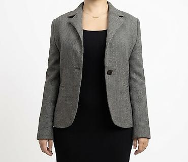 Qadınlar üçün klassik boz jaket - Dizayn: Tək düyməli, dar kəsim lalafo.az -da — 1 Qadınlar üçün klassik boz jaket - Dizayn: Tək düyməli, dar kəsim — 1