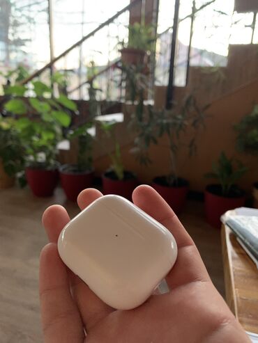 Наушники: Продаю оригинальные Airpods 3
Состояние 10/10
Торг есть