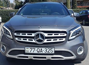 sprinter oturacaqlar: Mercedes-Benz GLA 250 4MATIC - Kuzov: kompakt premium krossover, gri — 1