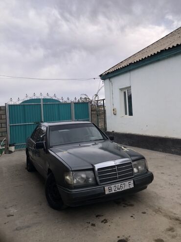 продаю авто мерс: Mercedes-Benz E-класса (W124) 2.3 4 ступка Вложения мотор дымит